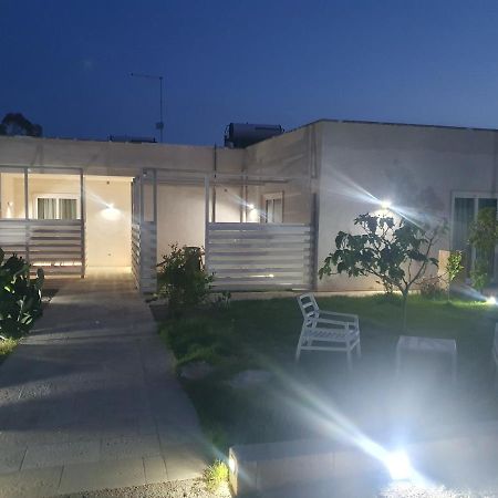 Sea Beach Home Torre Lapillo Kültér fotó